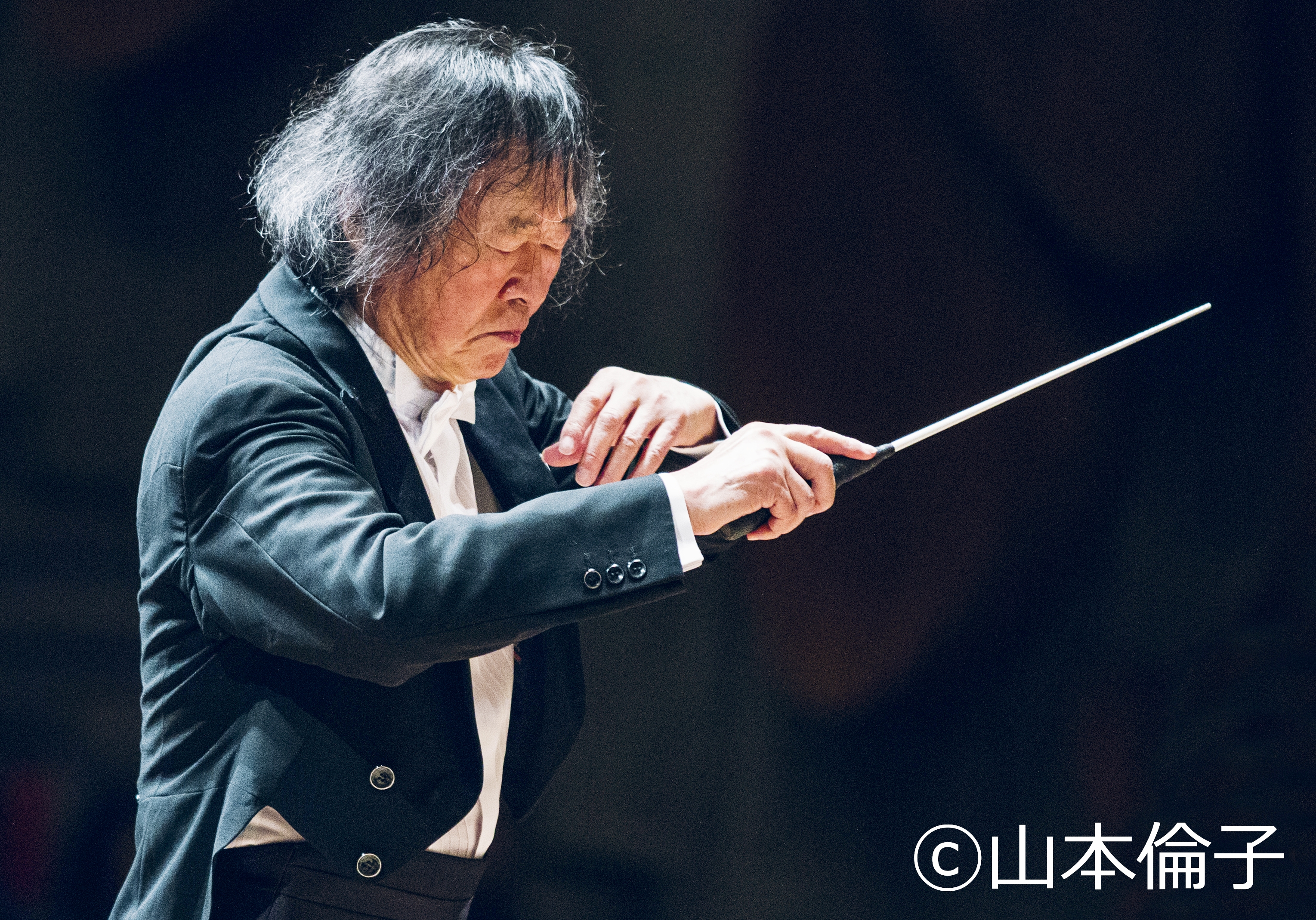小林 研一郎（指揮）　Ken-ichiro Kobayashi, Conductor