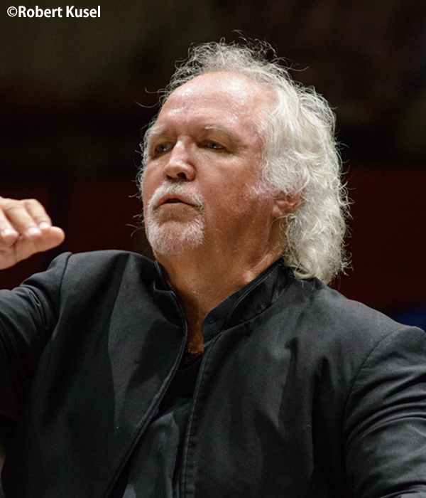 サー・ドナルド・ラニクルズ(指揮)