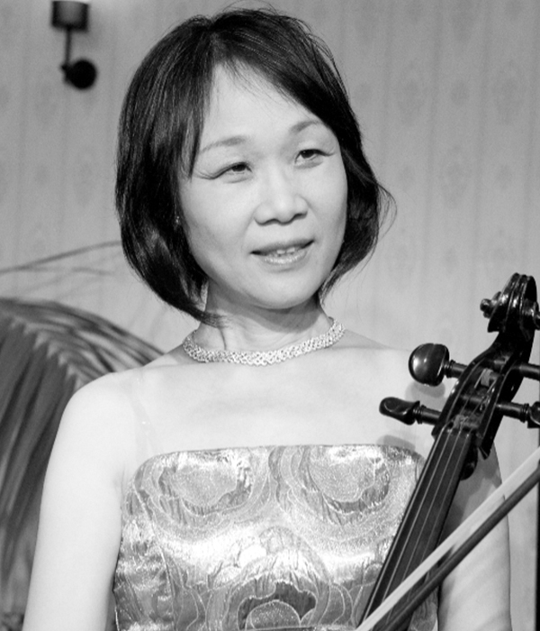 森川敏子(チェロ)
