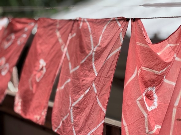 日の丸を初めて染めた！？筑前茜染PR展