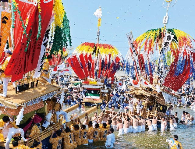 川渡り神幸祭写真展