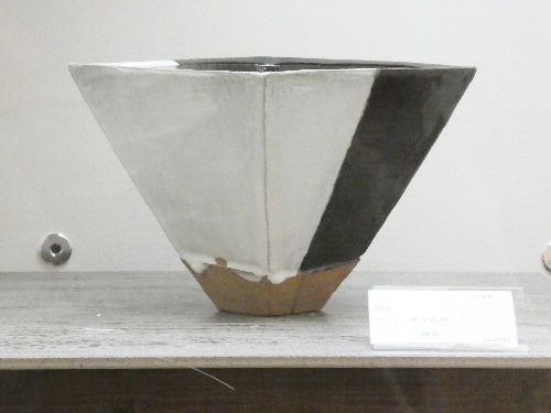 上野焼の常設展示品を入替えました @匠ギャラリー - ニュース