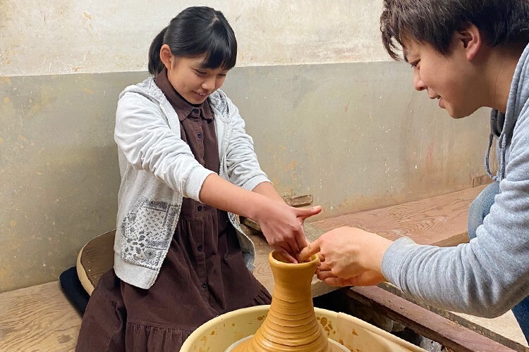 ストラップ作り・ロクロ体験 線香花火作り・お皿絵付け体験