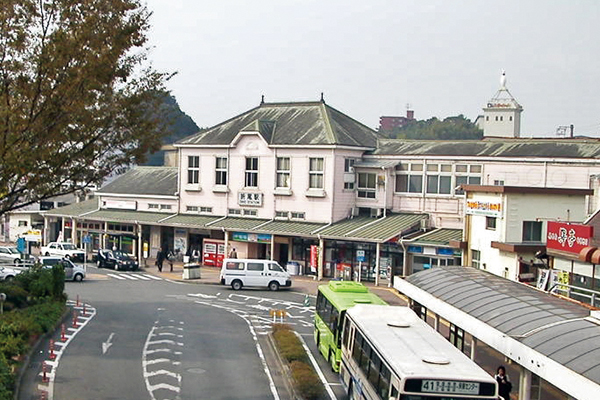 折尾駅