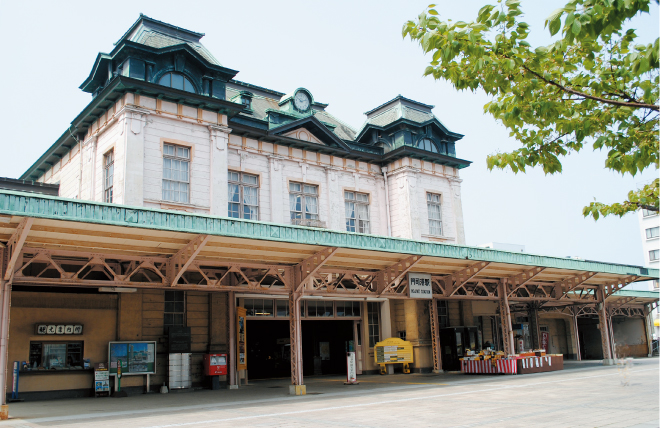 JR門司港駅